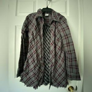 CABI 3946 Highland Flannel Raw hem shirt Excellent condition